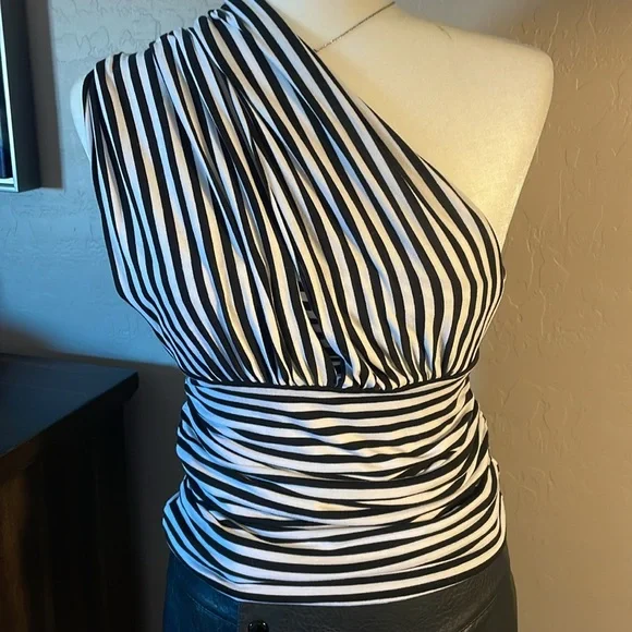 white house black market Black and White Striped Halter Top - Picture 3 of 7